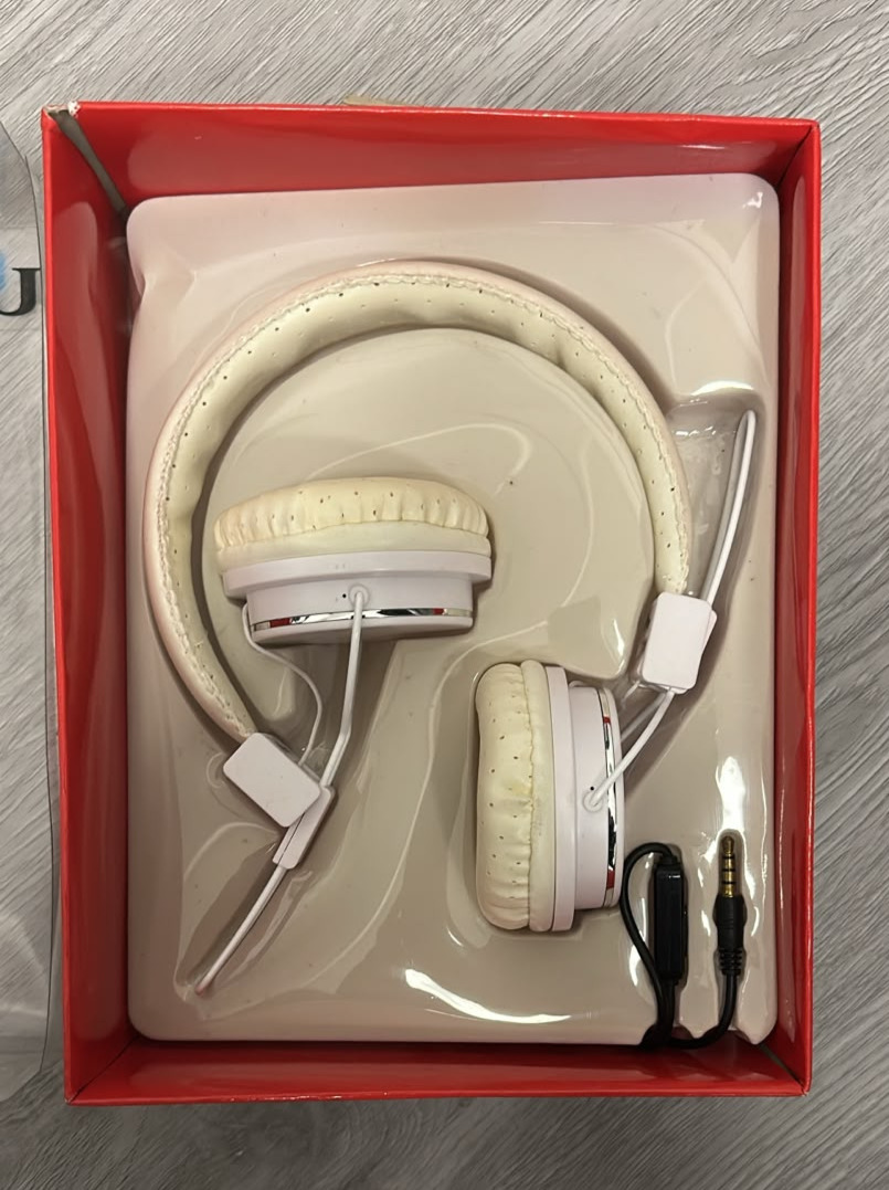 AURICULAR STEREO U PLAY PLEGABLE CON MICRÓFONO BLANCO AURICULAR STEREO U PLAY PLEGABLE CON MICRÓFONO BLANCO